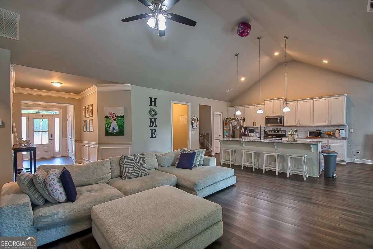 637 Cardigan Drive Hoschton - 12