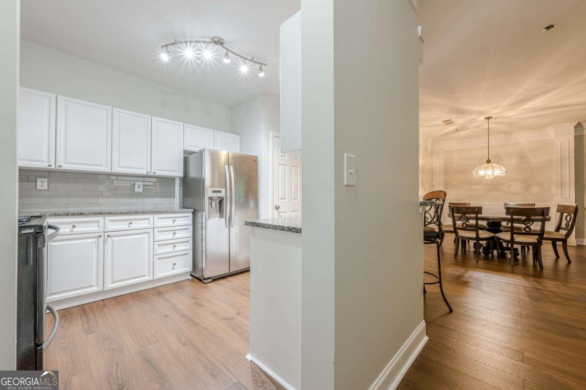 422 Pembrooke Circle Alpharetta - 8