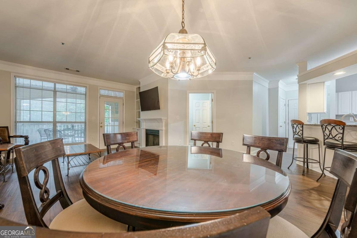 422 Pembrooke Circle Alpharetta - 9