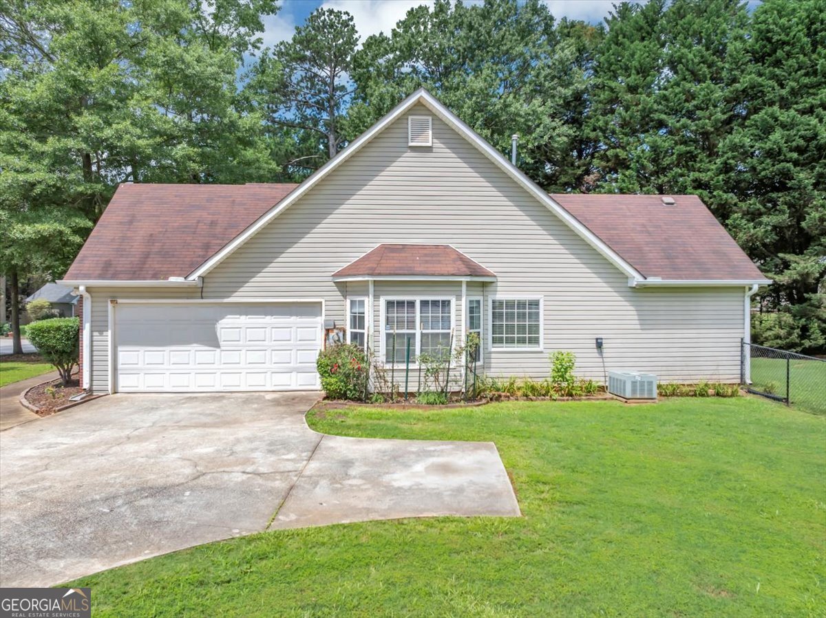 401 Crosshaven Way McDonough - 30