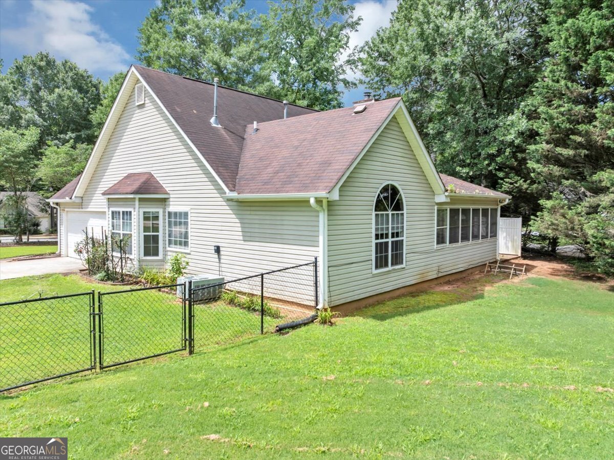 401 Crosshaven Way McDonough - 31