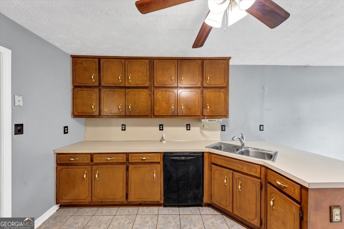 401 Crosshaven Way McDonough - 7