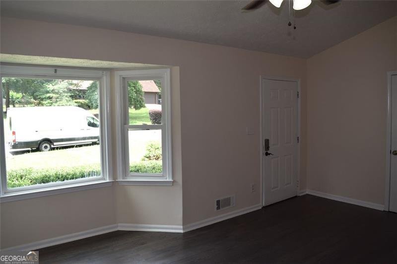 1380 ASHBROOK Drive Lawrenceville - 11