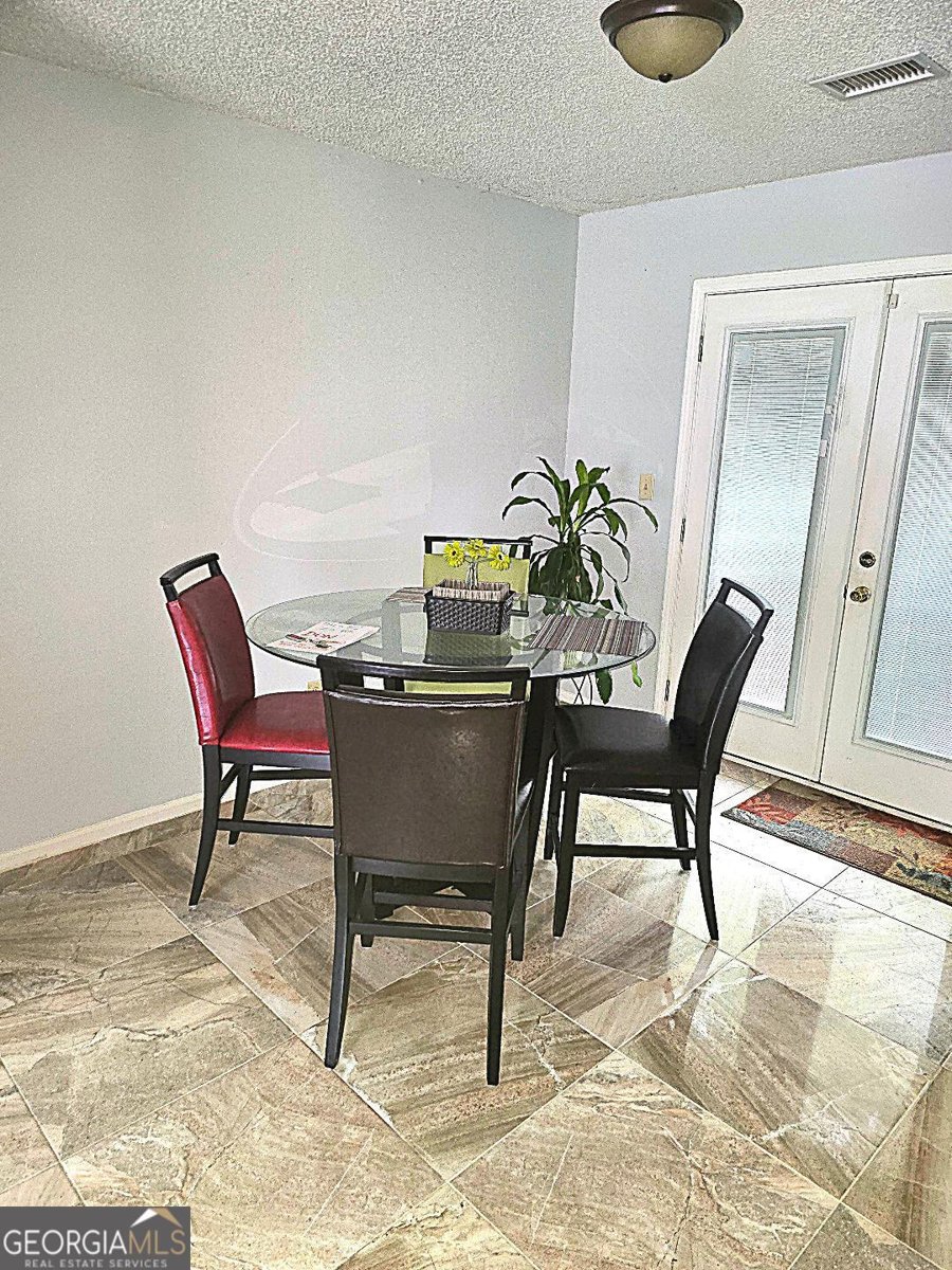 35 Hampton Oaks Drive Hampton - 2