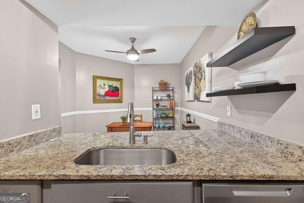 1 Biscayne Drive Atlanta - 22
