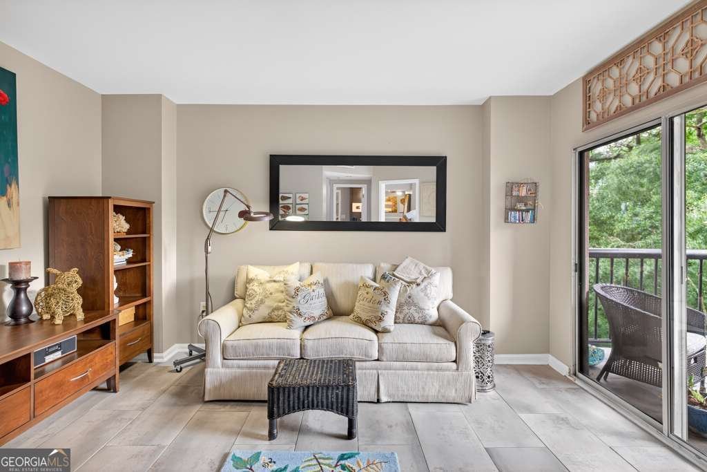 1 Biscayne Drive Atlanta - 26