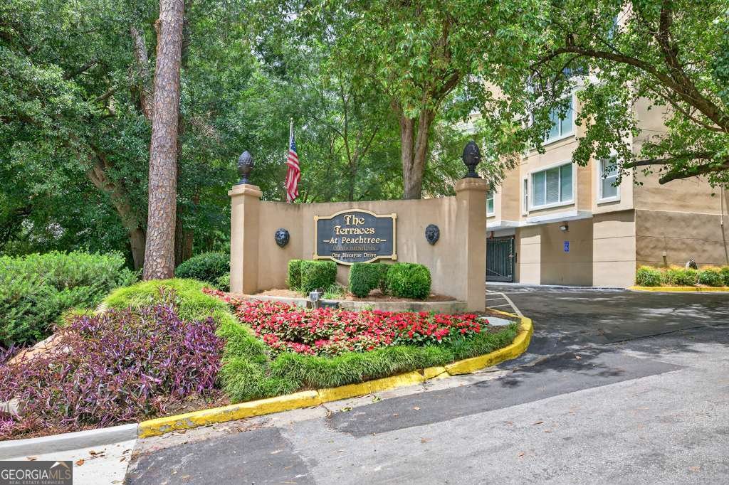 1 Biscayne Drive Atlanta - 3