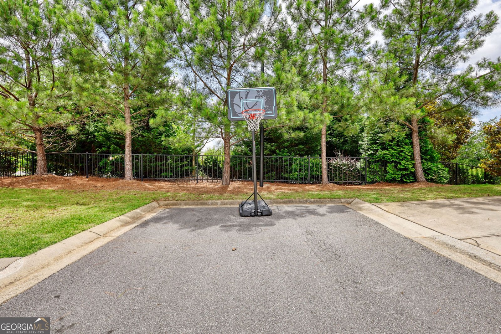4895 STERLING CLOSE Buford - 76