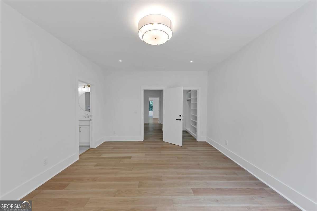 3562 Clubland Drive Marietta - 24