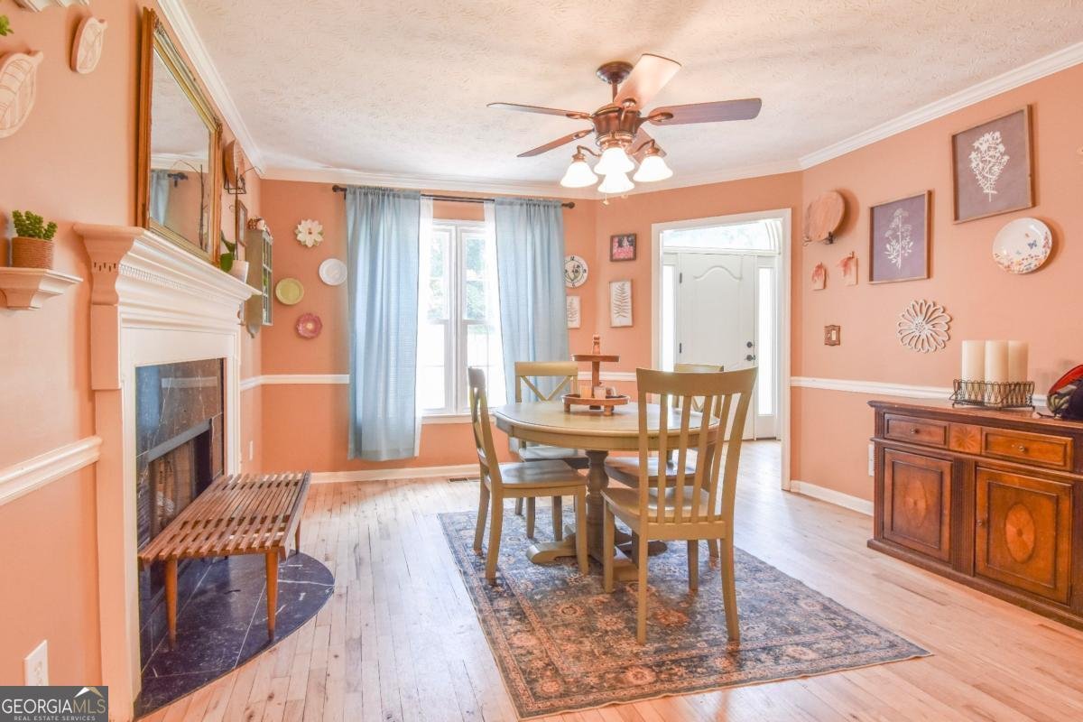 5028 Jamie Court Woodstock - 6