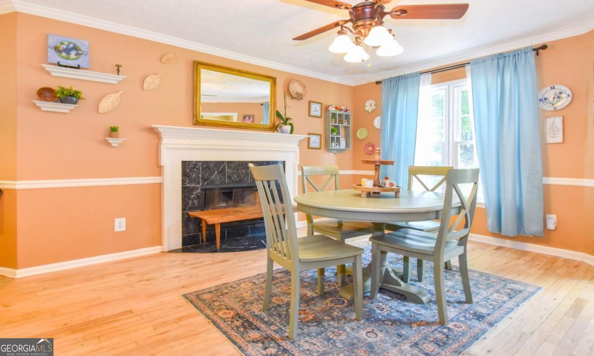 5028 Jamie Court Woodstock - 7