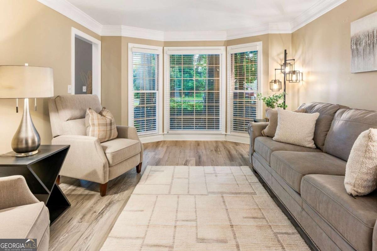 910 Kings Arms Way Johns Creek - 16