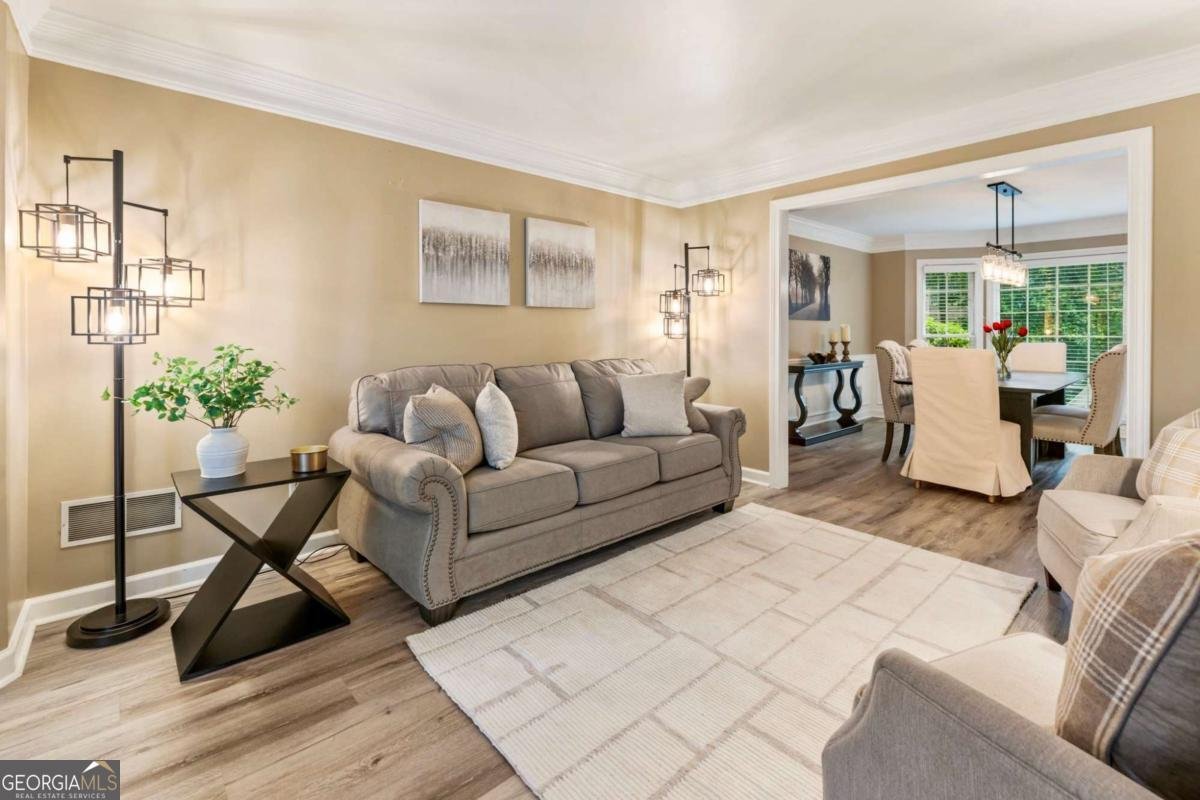 910 Kings Arms Way Johns Creek - 18