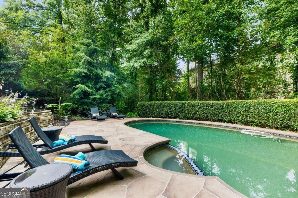 910 Kings Arms Way Johns Creek - 3