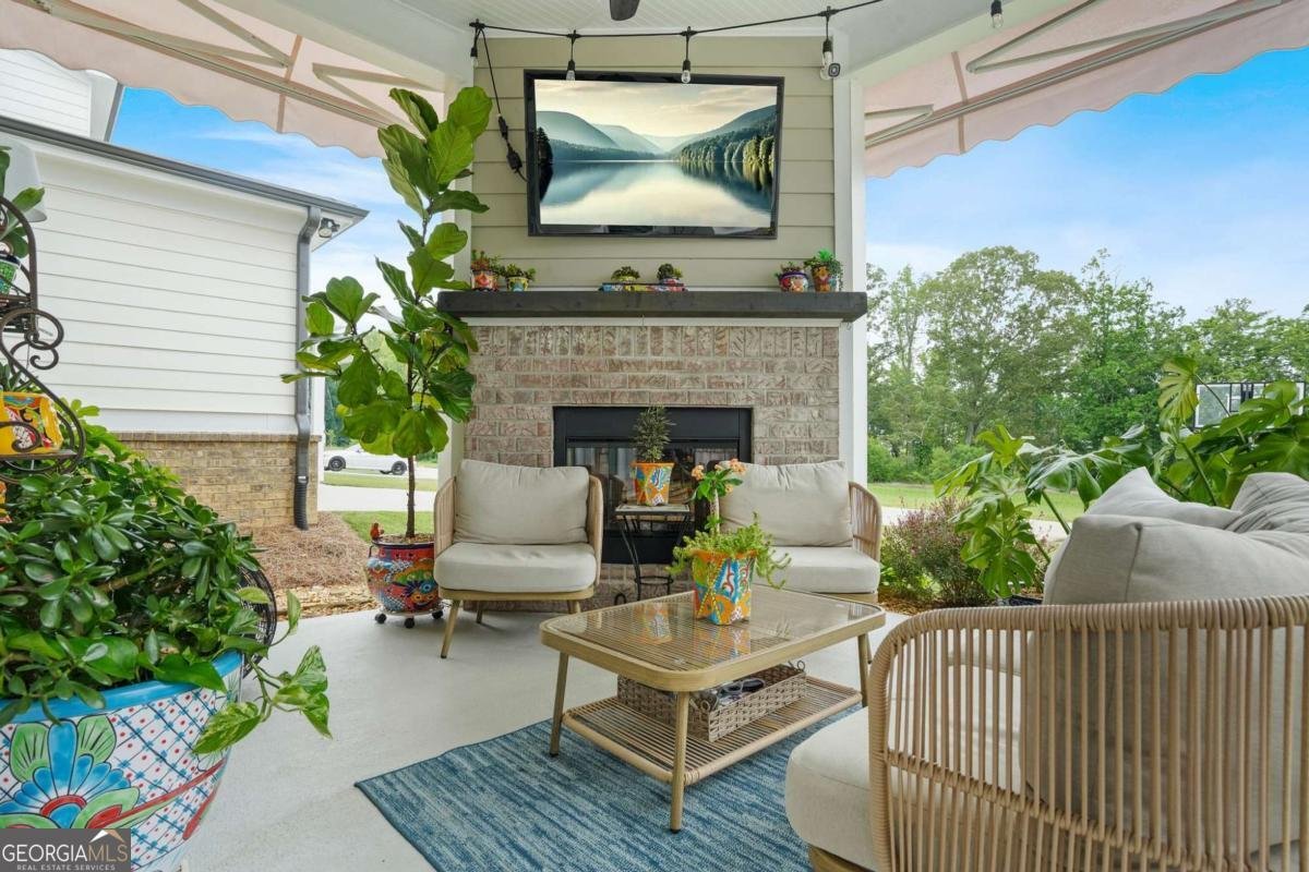 2326 Britt Street Grayson - 50