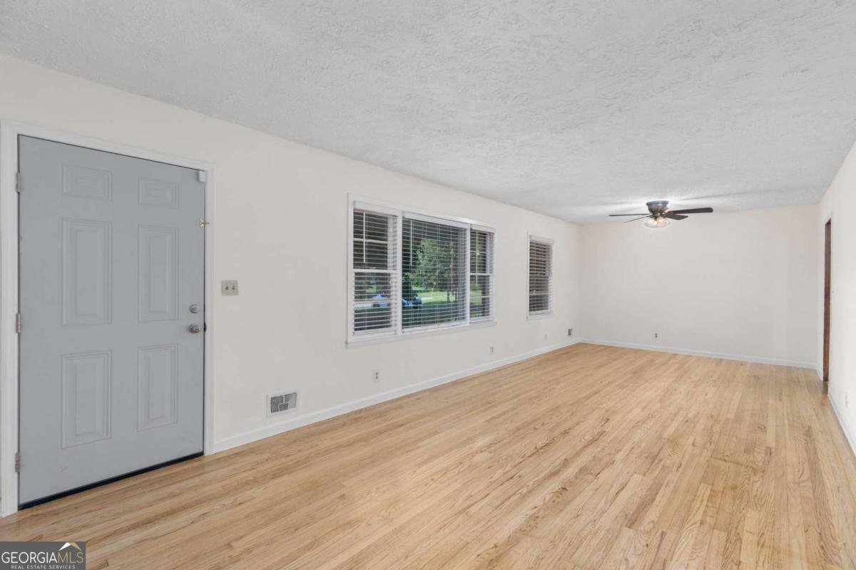 4440 Stonewall Tell Road Atlanta - 15