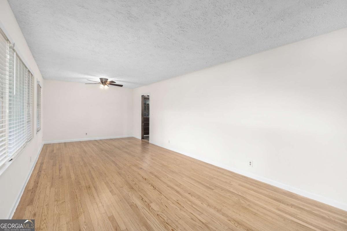 4440 Stonewall Tell Road Atlanta - 16