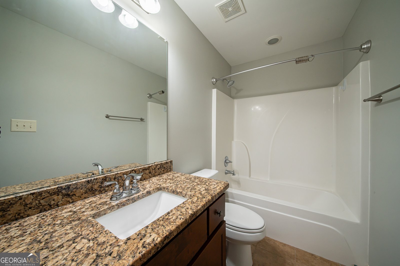 38 38 Pin Oak Way Hamilton - 24