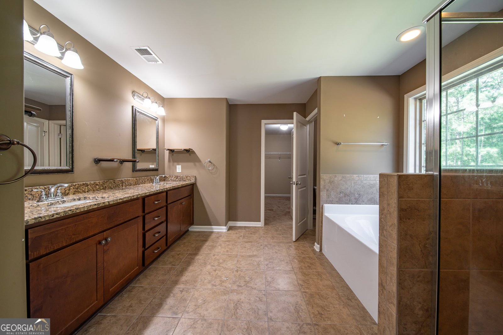 38 38 Pin Oak Way Hamilton - 38