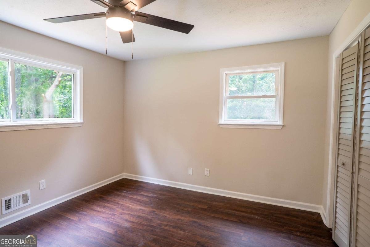 6050 Randy Lane Ellenwood - 35