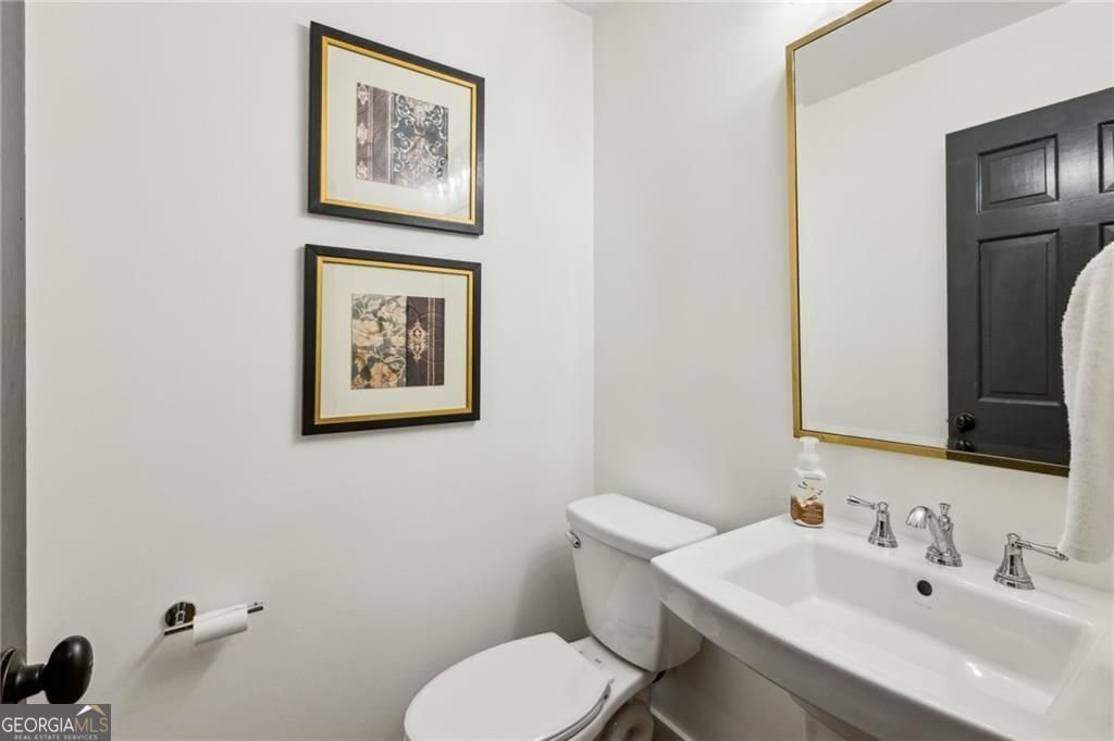 6175 Weatherly Drive Sandy Springs - 37
