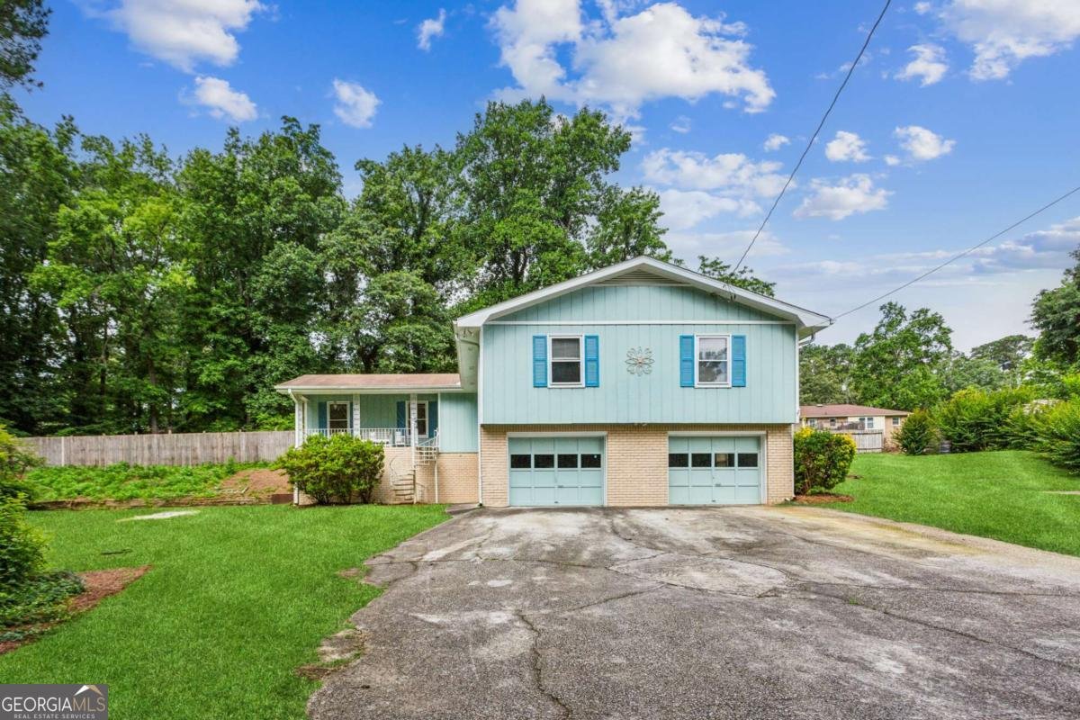 6889 Kingsboro Drive Lithia Springs - 1