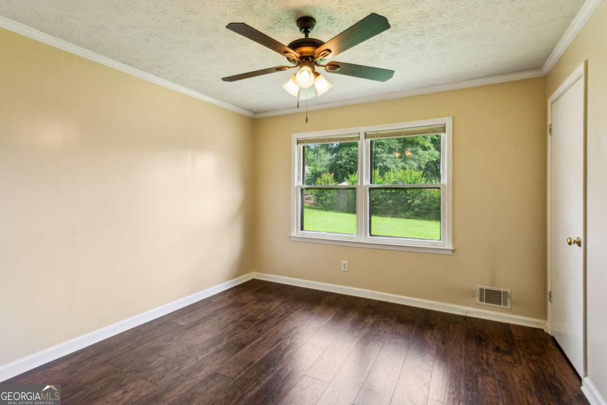 6889 Kingsboro Drive Lithia Springs - 15