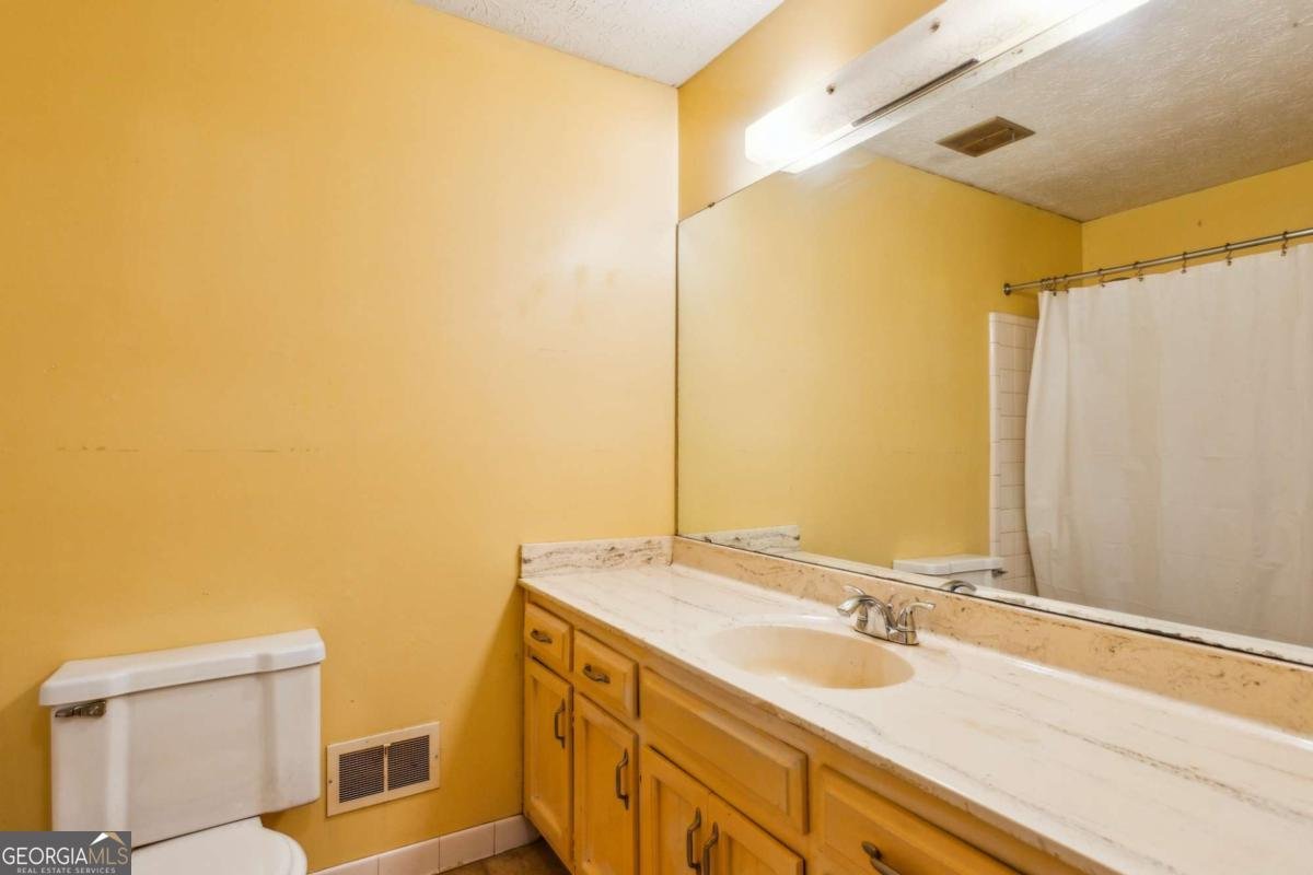 6889 Kingsboro Drive Lithia Springs - 18