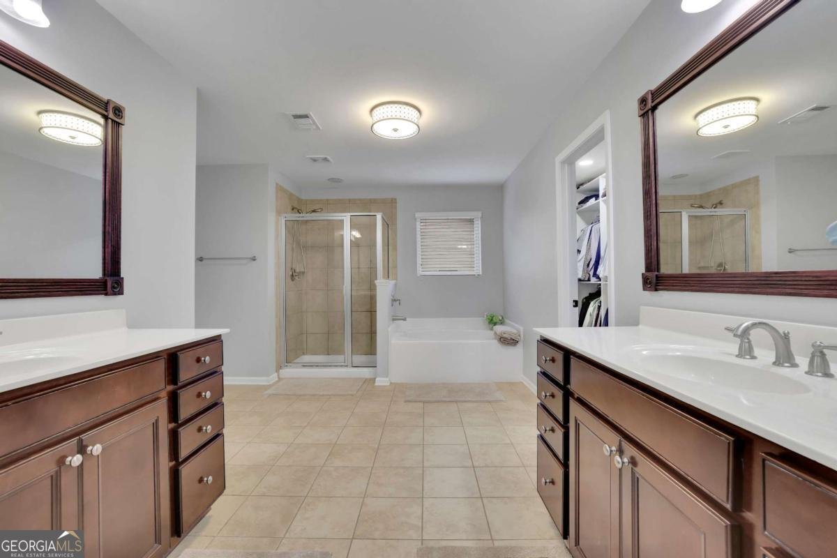 280 Woods Creek Drive Suwanee - 33