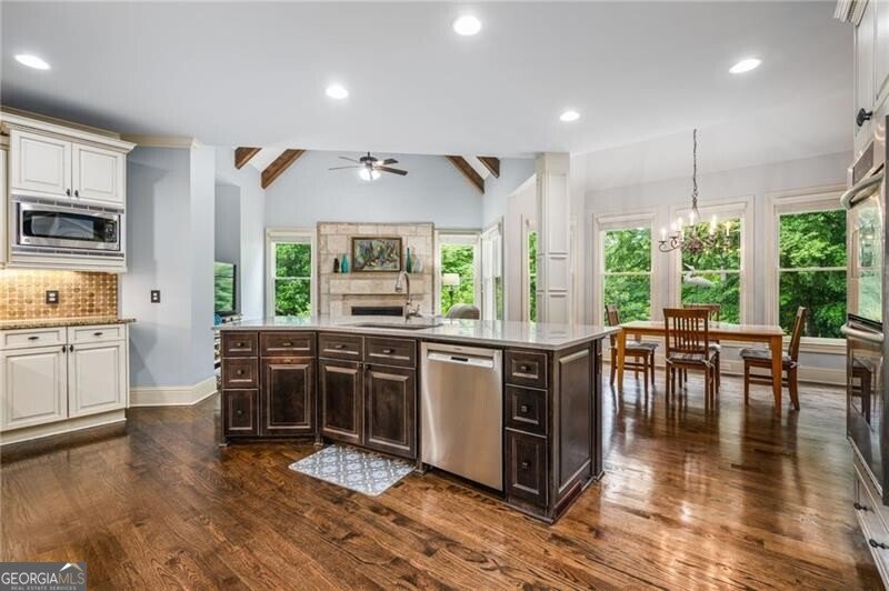 217 Fernwood Place Woodstock - 16