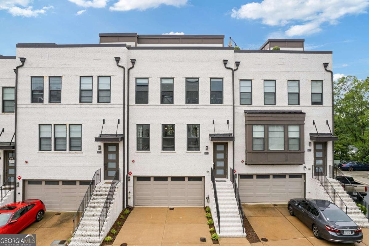 830 Stone Ridge Lane Atlanta - 1