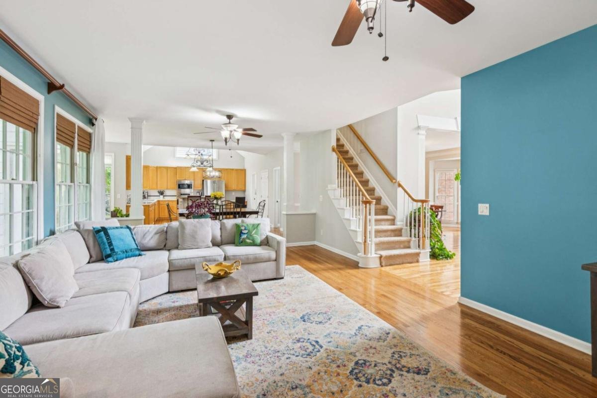 878 Treadstone Overlook Suwanee - 10