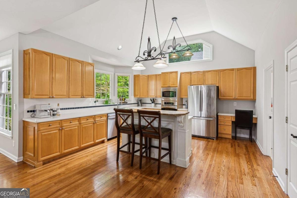 878 Treadstone Overlook Suwanee - 11