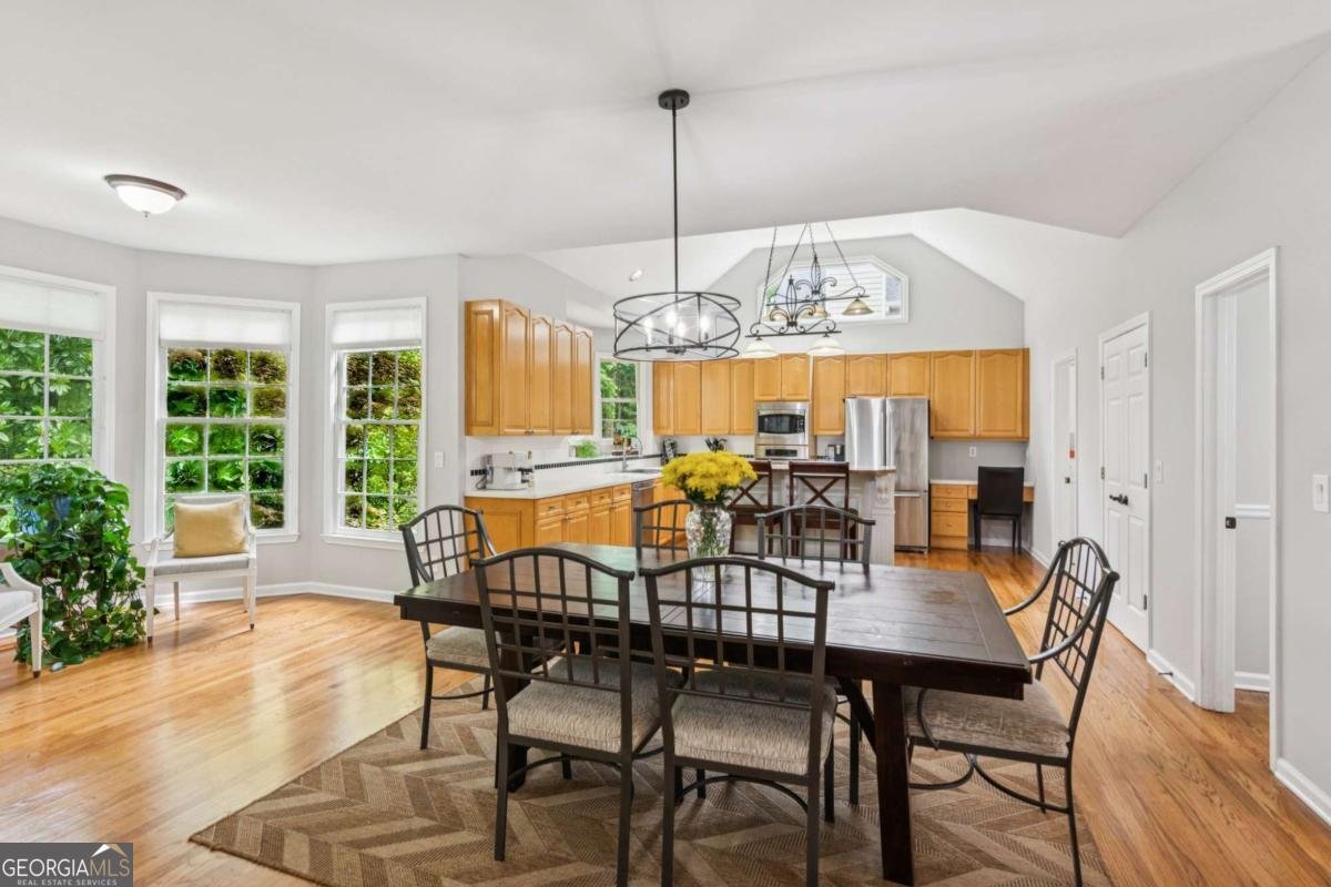 878 Treadstone Overlook Suwanee - 12