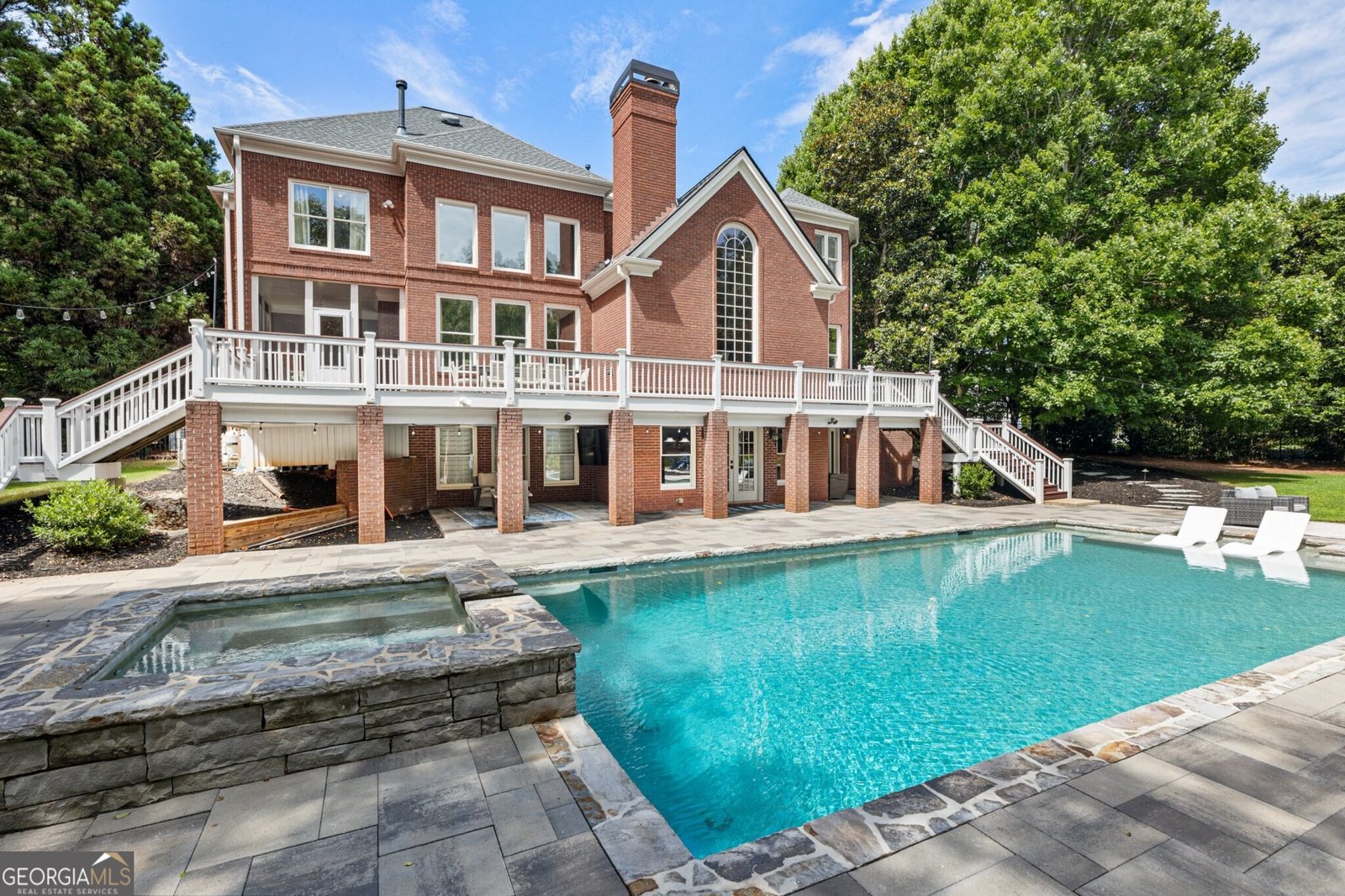 330 White Columns Court Milton - 22