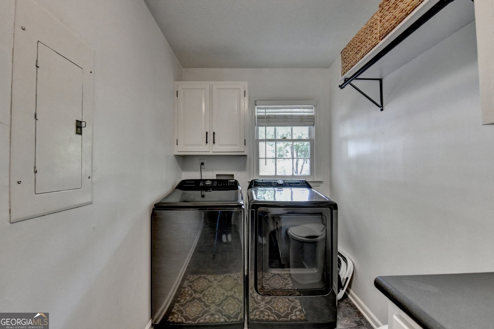 3825 Creekview Drive Marietta - 23