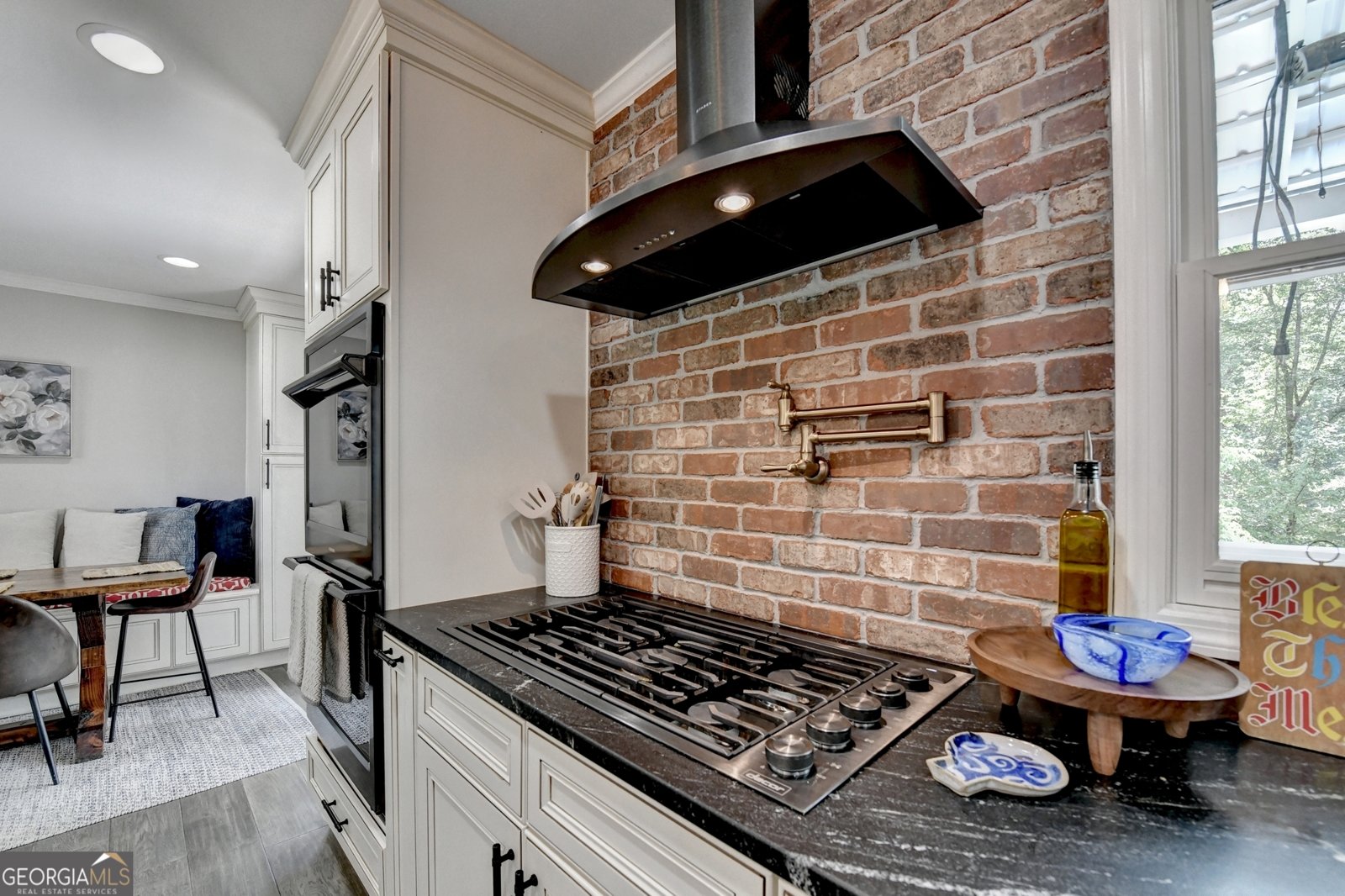 3825 Creekview Drive Marietta - 8