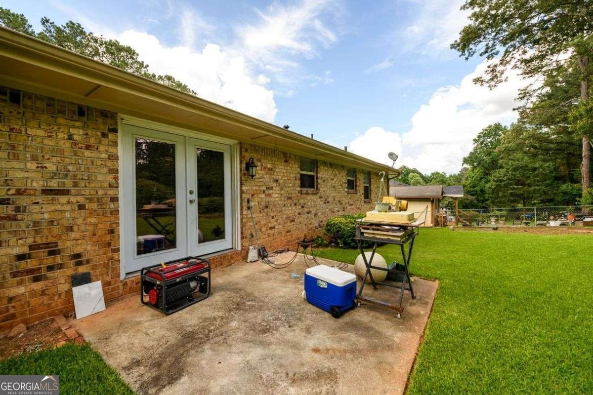 1472 High Meadow Drive Stone Mountain - 3
