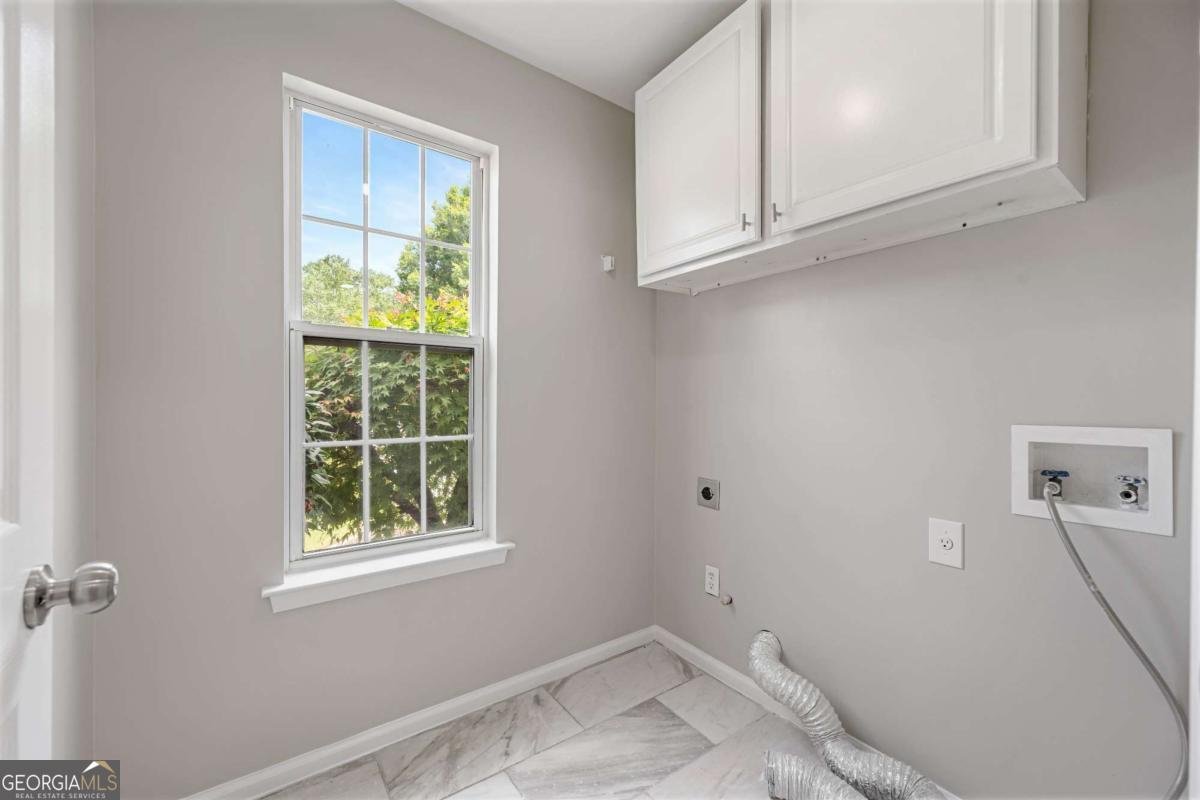 1455 Holleybrooke Drive Alpharetta - 15