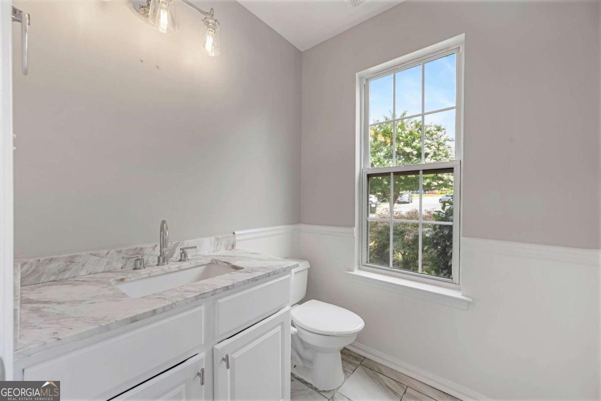 1455 Holleybrooke Drive Alpharetta - 16