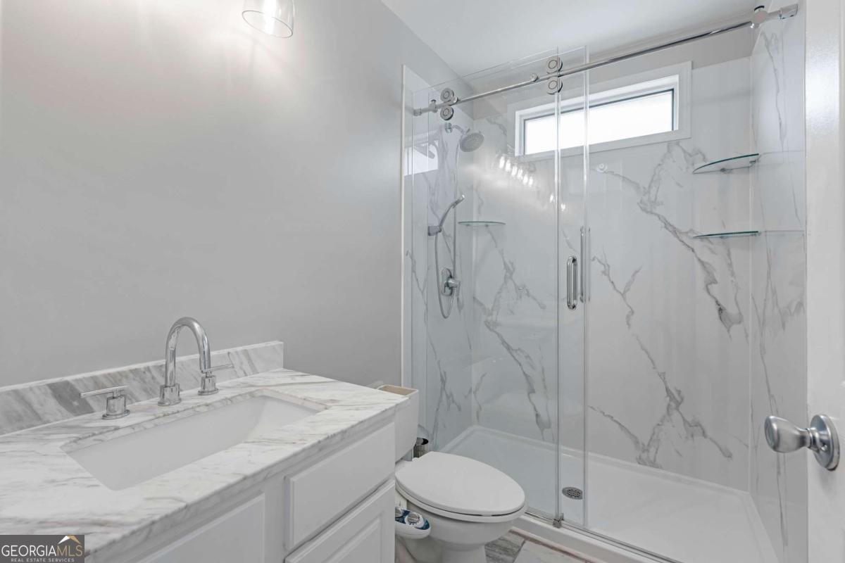 1455 Holleybrooke Drive Alpharetta - 8