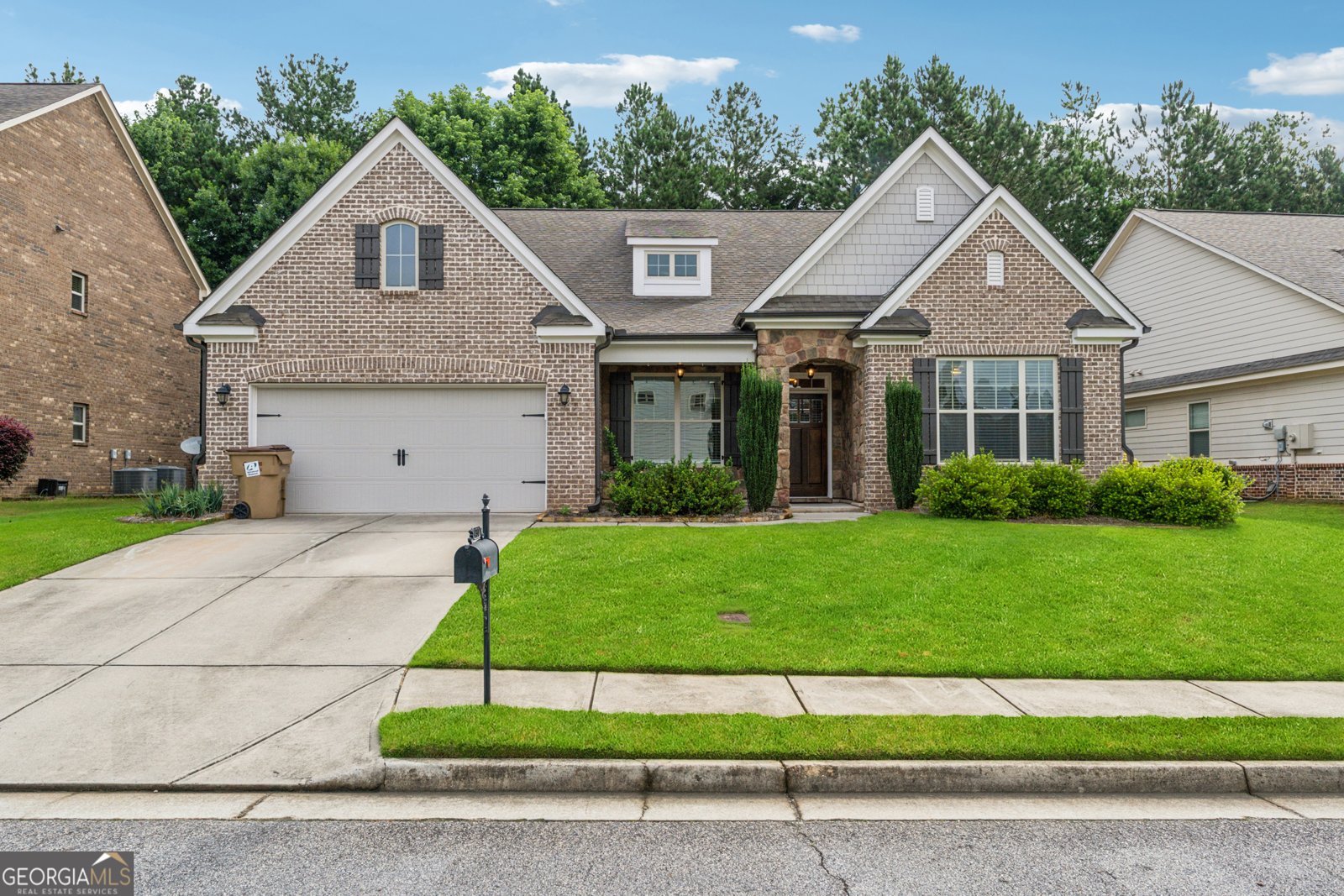 430 La Perla Drive Sugar Hill - 1
