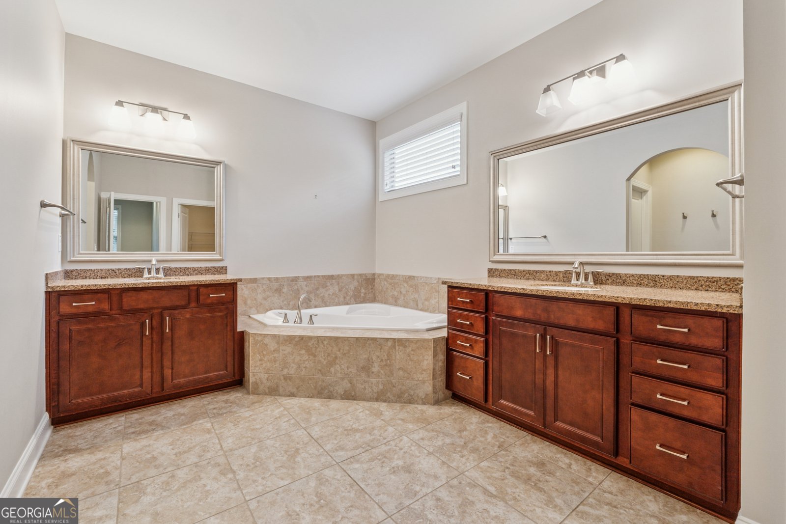 430 La Perla Drive Sugar Hill - 12
