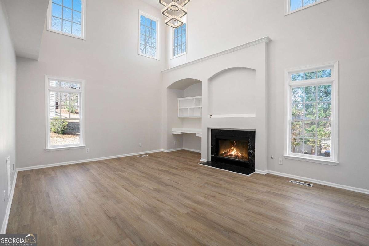 10950 Glenhurst Duluth - 12