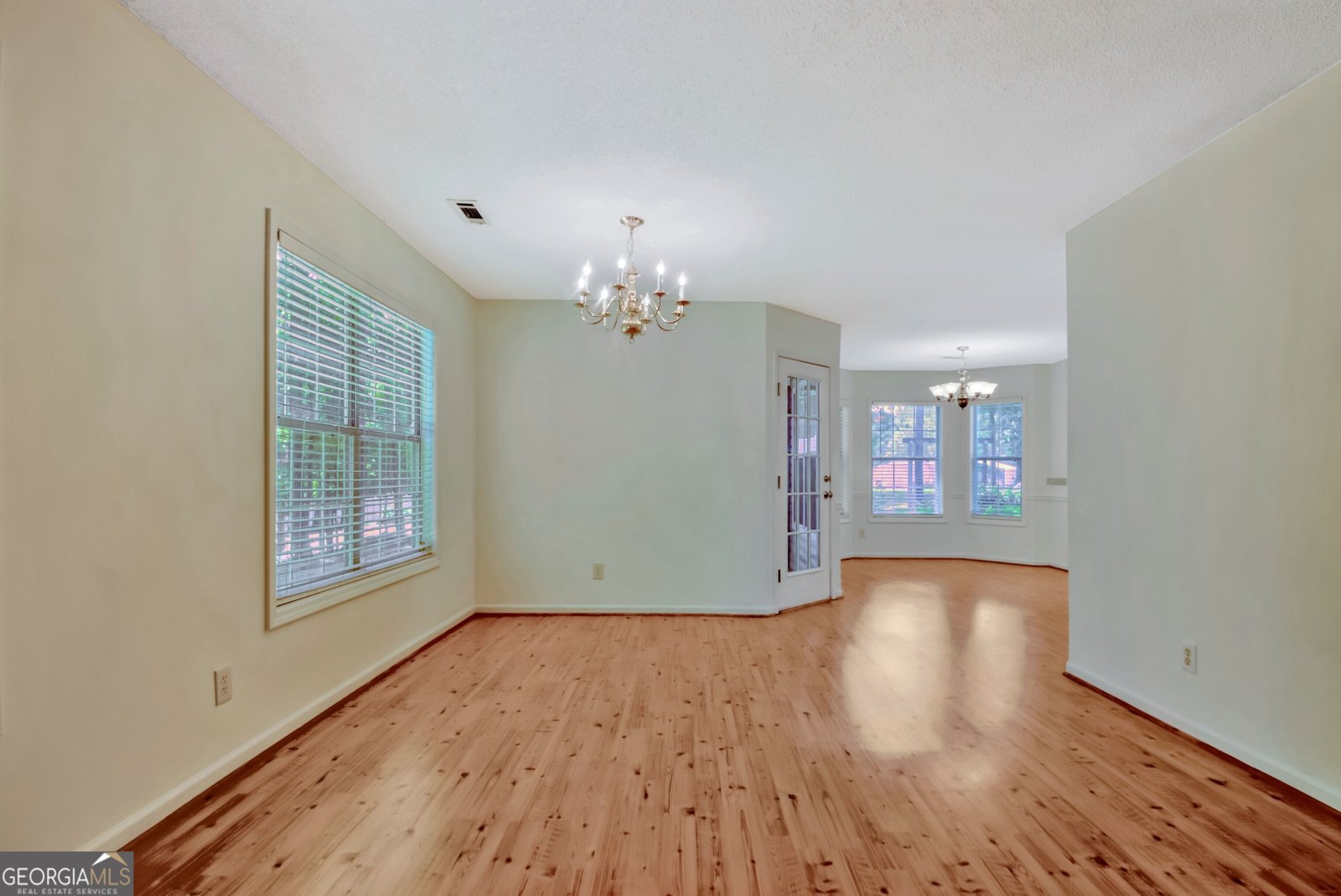 40 Riverside Parkway Sharpsburg - 7