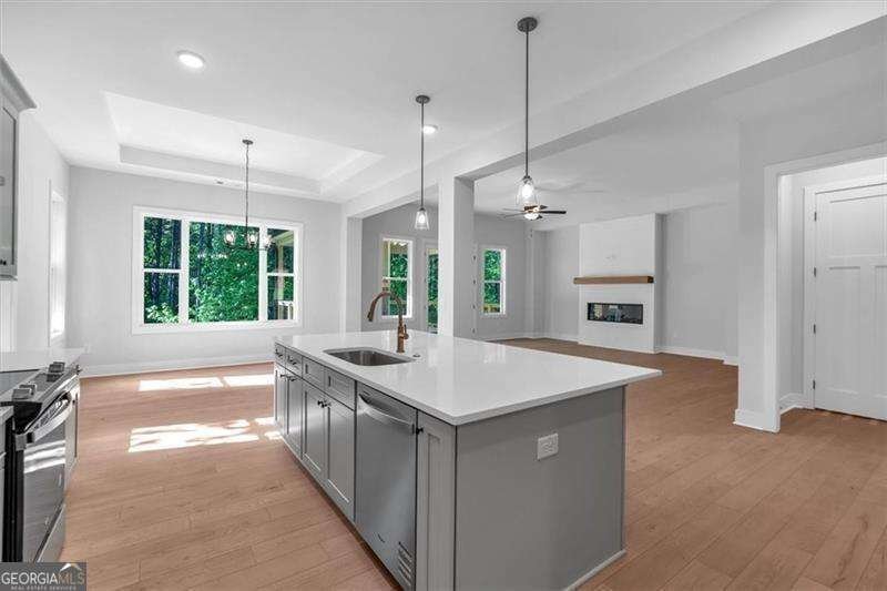 21 21 Everwood Court Rome - 11