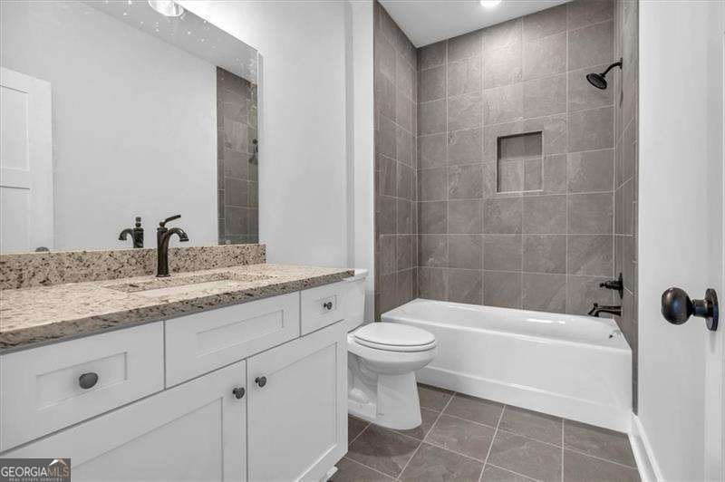 21 21 Everwood Court Rome - 36