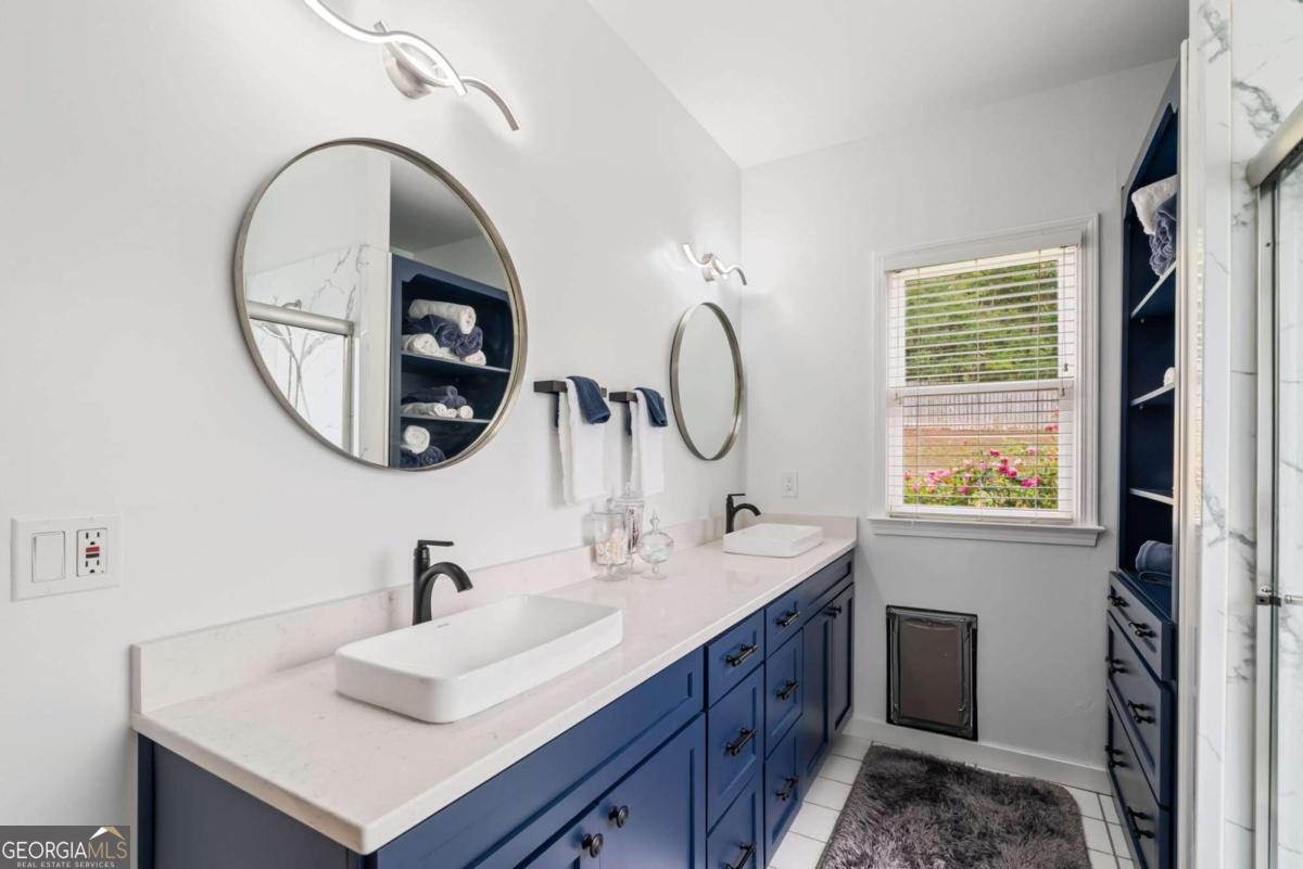 425 Starfire Court Suwanee - 27