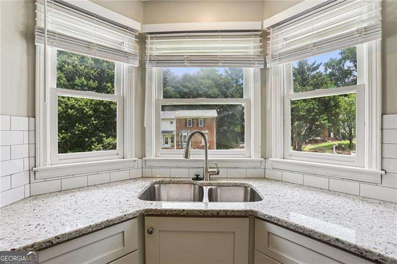208 Hembree Park Terrace Roswell - 15