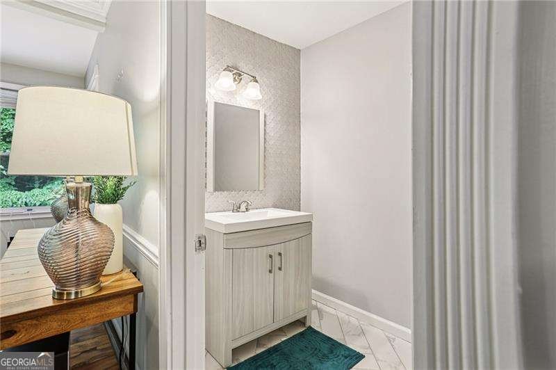 208 Hembree Park Terrace Roswell - 34